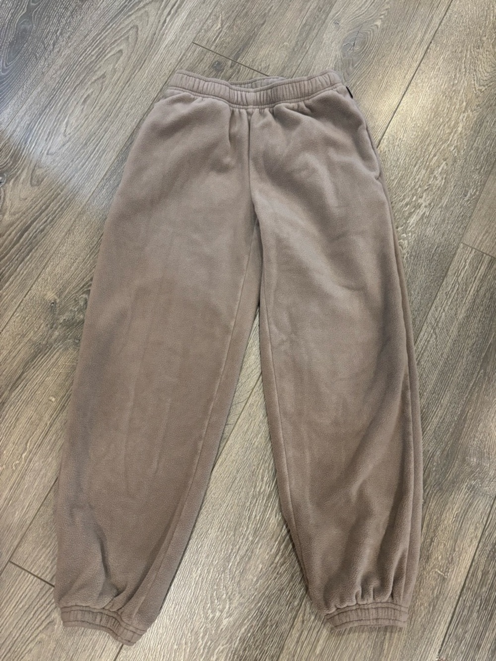 Like New Aritzia TNA Polartec Fleece Pants Taupe XS